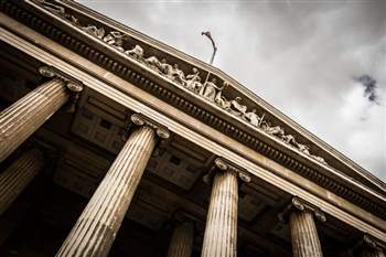 Adobe wegen versteckter Abogebühren und Kündigungshürden verklagt