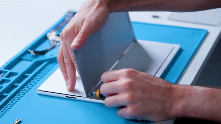 Surface-Ersatzteile neu via Microsoft Store erhältlich