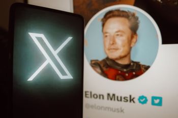 Verschiebung im Musk-Imperium: xAI kauft X