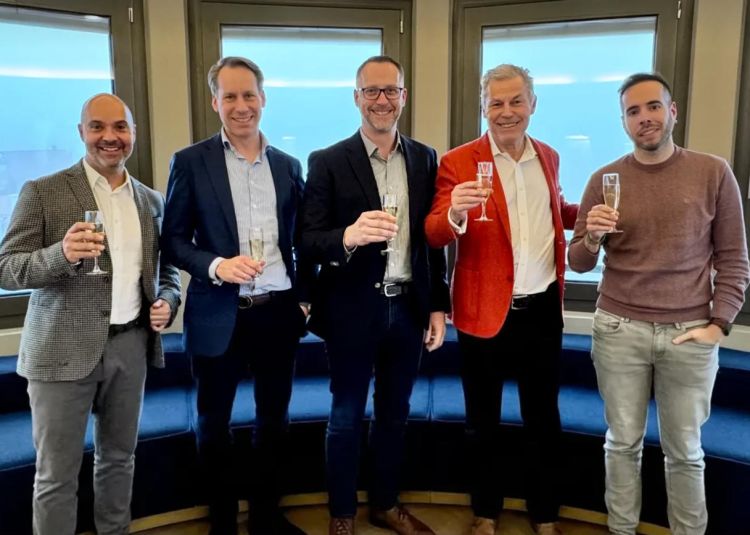 Westschweizer Stellium geht an Axaitra