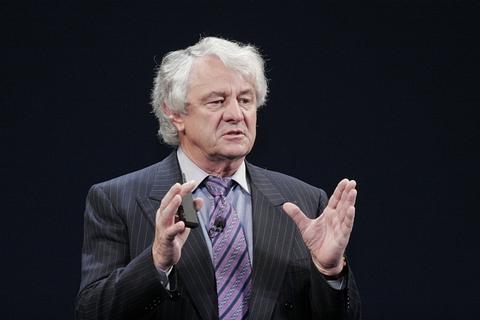 SAP-Plattner verkauft Aktien, verwirrt Anleger