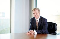 Sage-Chef Stephen Kelly wirft das Handtuch
