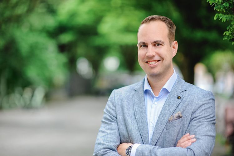 Sascha Hitsch neuer Sales Director bei der Xsuite Group