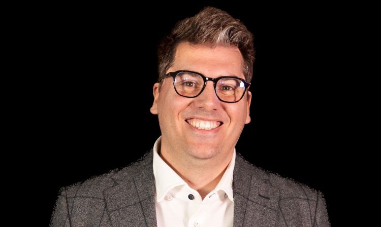 E-Novinfo ernennt Thibaut Lanfrey zum Area Director