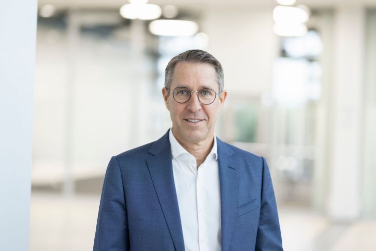 Bechtle macht COO Konstantin Ebert zum CEO-Nachfolger