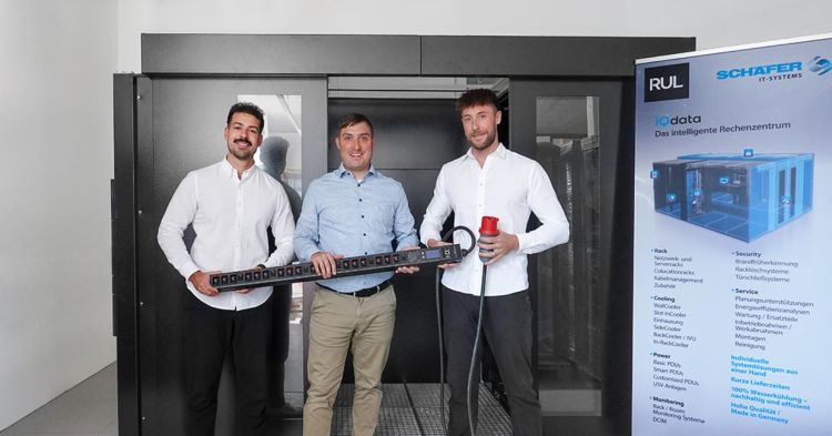 Schäfer IT-Systems eröffnet Showroom in der Schweiz