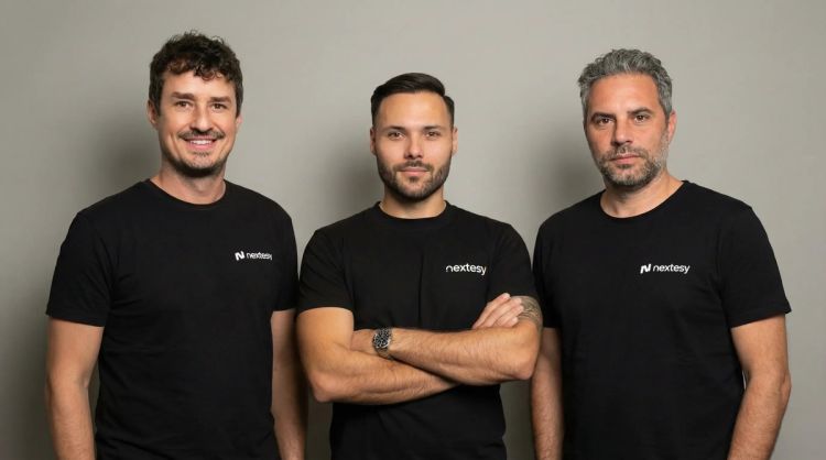 KI-Start-up Nextesy stellt Management für Markteintritt auf