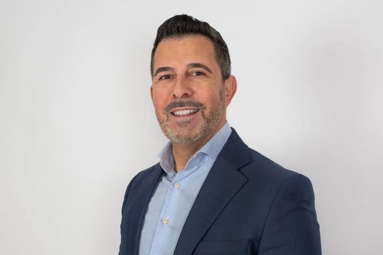 Peoplefone ernennt Sandro Isteri zum Country Manager Schweiz