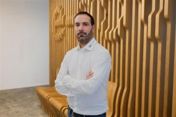 Laurent Cortés leitet neue Business Unit KI bei E-Novinfo